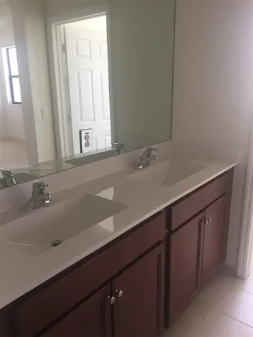 9333 W 34th Court Hialeah FL 33018