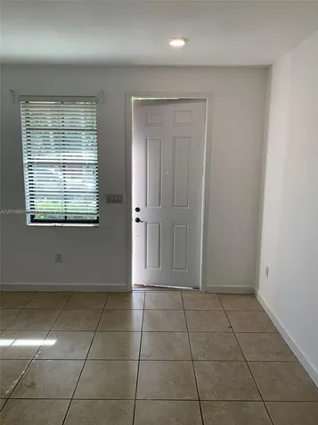 9333 W 34th Court Hialeah FL 33018