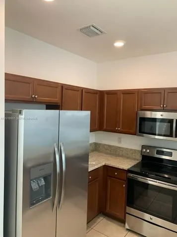 9333 W 34th Court Hialeah FL 33018