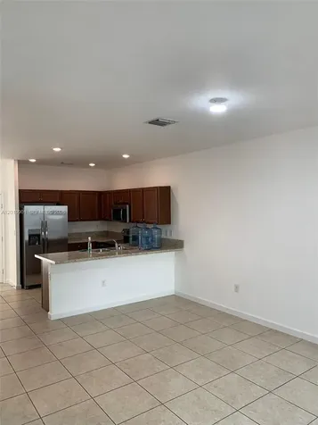 9333 W 34th Court Hialeah FL 33018