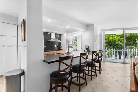 2000 Towerside Terrace Miami FL 33138