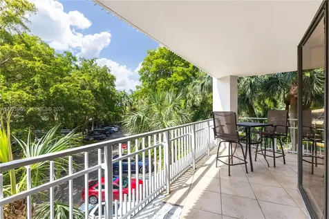 2000 Towerside Terrace Miami FL 33138