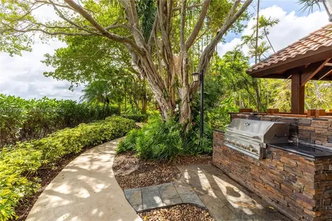 2000 Towerside Terrace Miami FL 33138