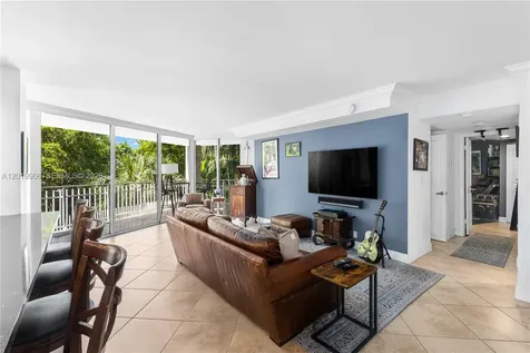 2000 Towerside Terrace Miami FL 33138