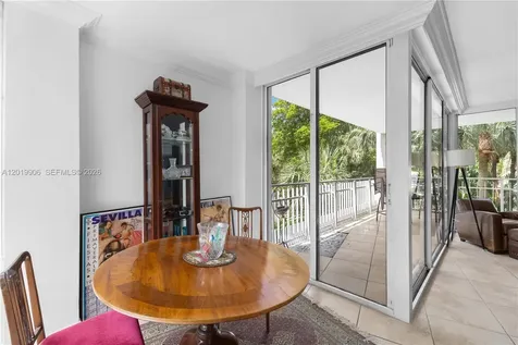 2000 Towerside Terrace Miami FL 33138