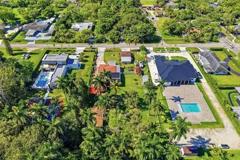 55-57 NE 156th Street Miami FL 33162
