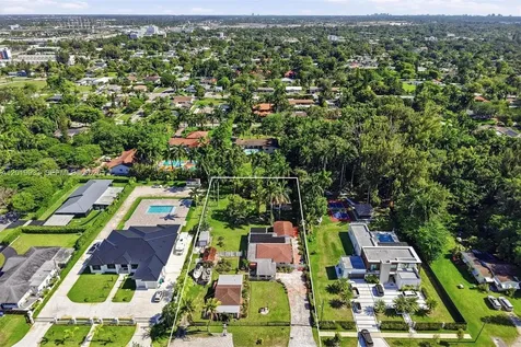 55-57 NE 156th Street Miami FL 33162