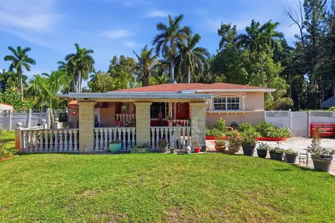 55-57 NE 156th Street Miami FL 33162