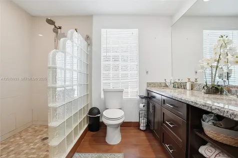 55-57 NE 156th Street Miami FL 33162
