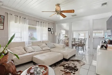 55-57 NE 156th Street Miami FL 33162