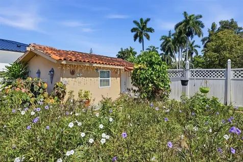 55-57 NE 156th Street Miami FL 33162