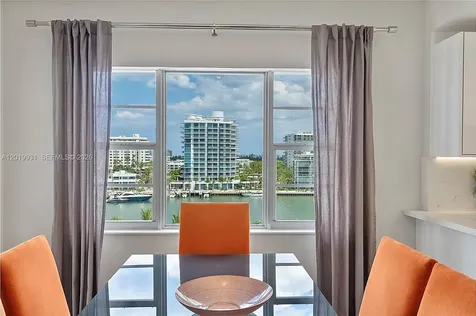 16 Island Avenue Miami Beach FL 33139