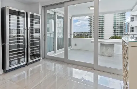 16 Island Avenue Miami Beach FL 33139