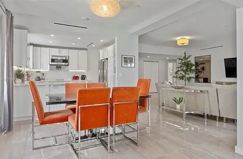 16 Island Avenue Miami Beach FL 33139