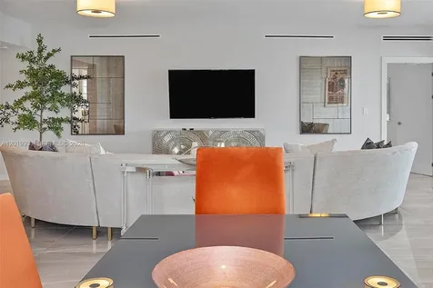 16 Island Avenue Miami Beach FL 33139
