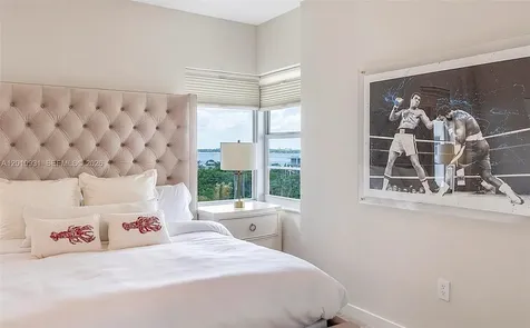 16 Island Avenue Miami Beach FL 33139