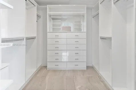 16 Island Avenue Miami Beach FL 33139