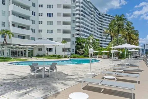 16 Island Avenue Miami Beach FL 33139