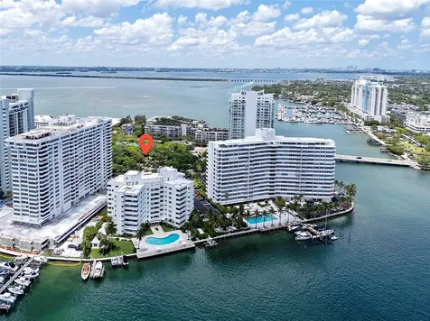 16 Island Avenue Miami Beach FL 33139