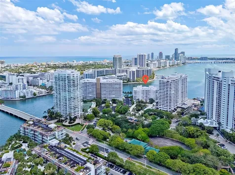 16 Island Avenue Miami Beach FL 33139