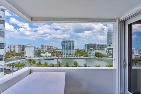 16 Island Avenue Miami Beach FL 33139