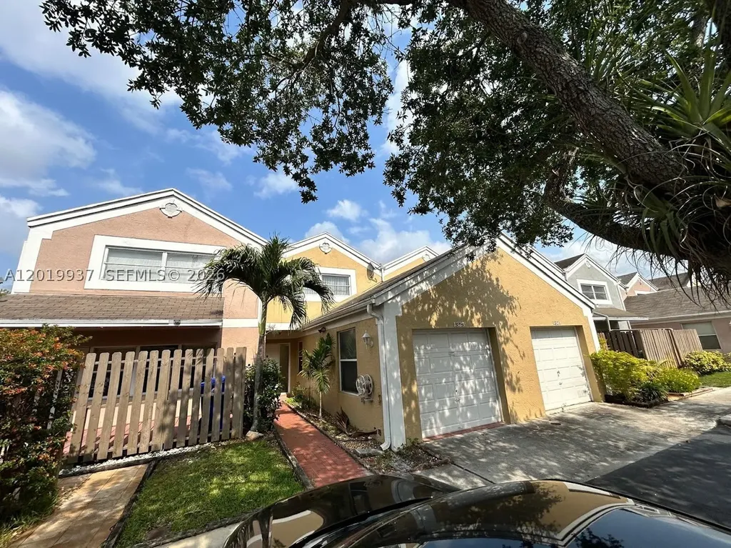 1325 NW 124th Avenue Pembroke Pines FL 33026