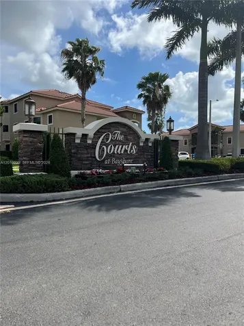 22731 SW 88th Place Cutler Bay FL 33190
