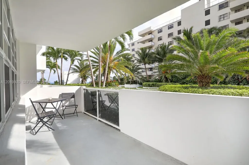 100 Lincoln Road Miami Beach FL 33139