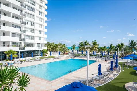 100 Lincoln Road Miami Beach FL 33139