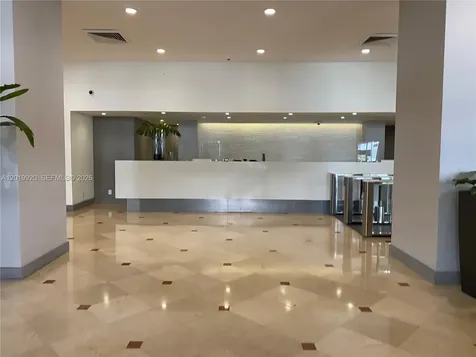 100 Lincoln Road Miami Beach FL 33139