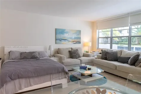 100 Lincoln Road Miami Beach FL 33139