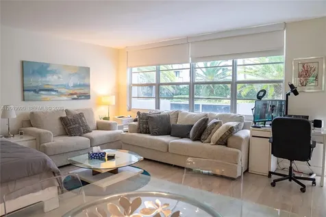 100 Lincoln Road Miami Beach FL 33139