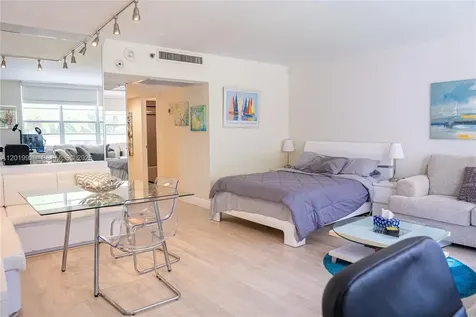 100 Lincoln Road Miami Beach FL 33139