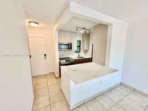 1530 SW 2nd Street Miami FL 33135