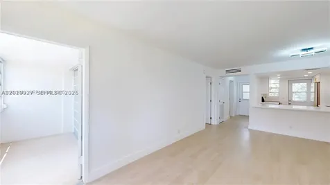 1333 E Hallandale Beach Boulevard Hallandale Beach FL 33009
