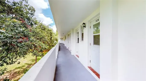 1333 E Hallandale Beach Boulevard Hallandale Beach FL 33009