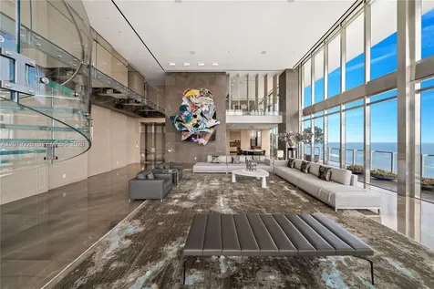 800 S Pointe Drive Miami Beach FL 33139