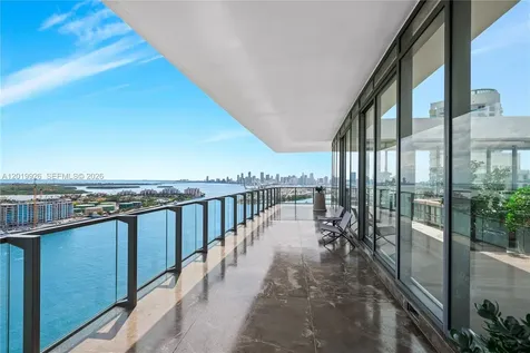 800 S Pointe Drive Miami Beach FL 33139