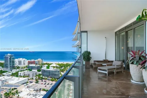 800 S Pointe Drive Miami Beach FL 33139