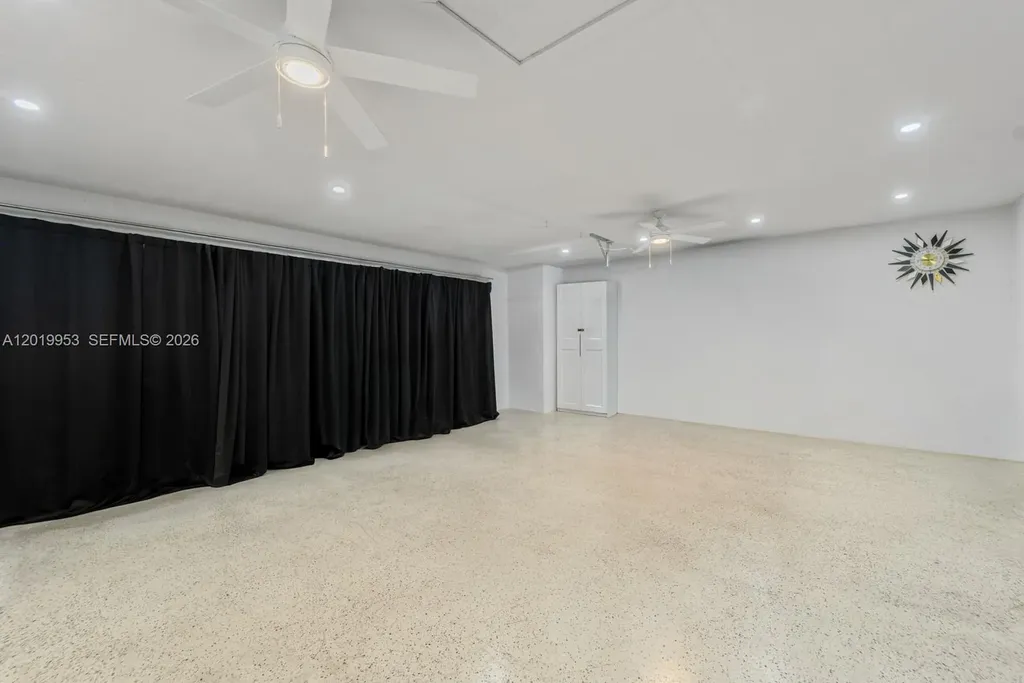 600 NE 4th Street Pompano Beach FL 33060