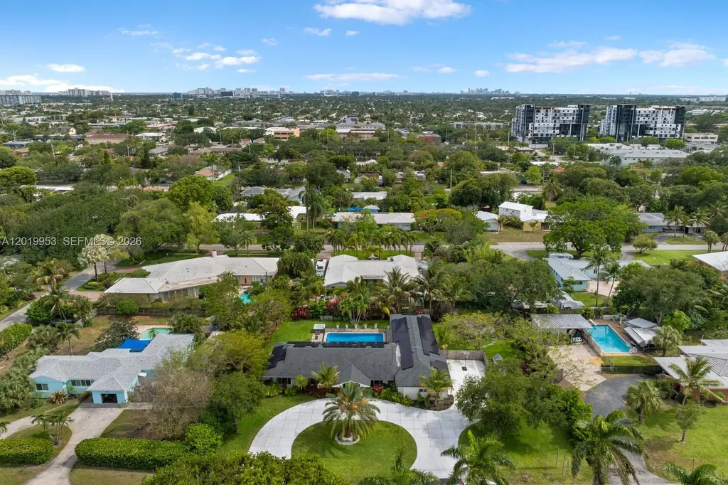 600 NE 4th Street Pompano Beach FL 33060