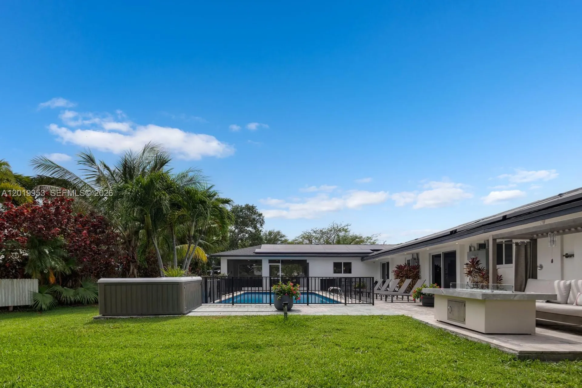 600 NE 4th Street Pompano Beach FL 33060