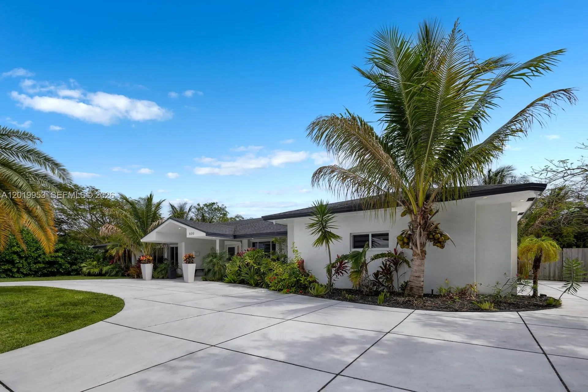 600 NE 4th Street Pompano Beach FL 33060