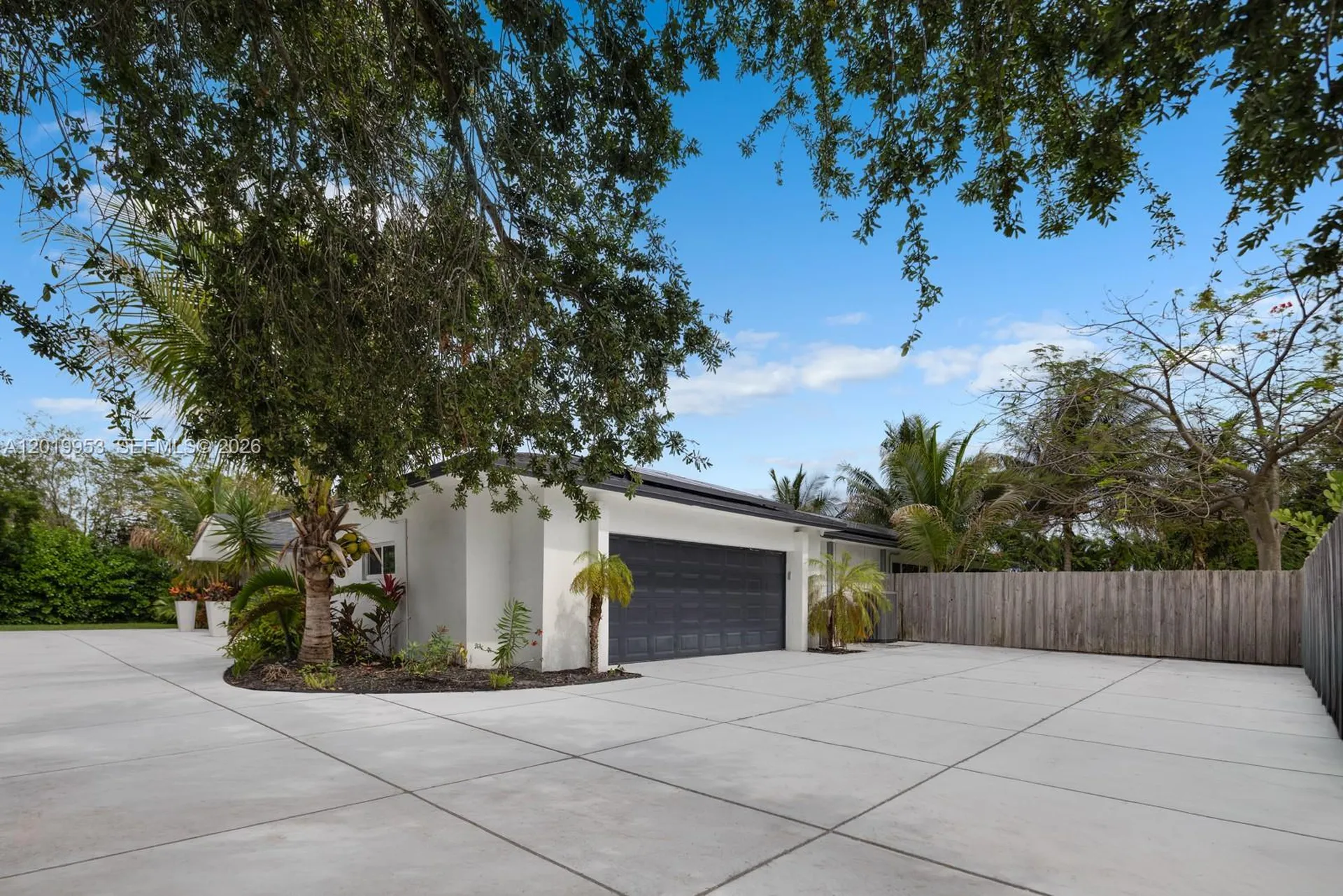 600 NE 4th Street Pompano Beach FL 33060