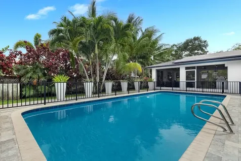 600 NE 4th Street Pompano Beach FL 33060