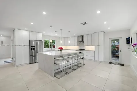 600 NE 4th Street Pompano Beach FL 33060