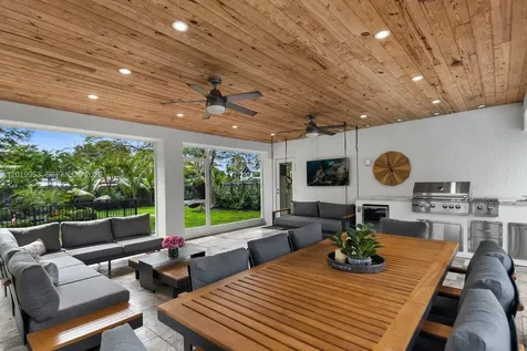 600 NE 4th Street Pompano Beach FL 33060