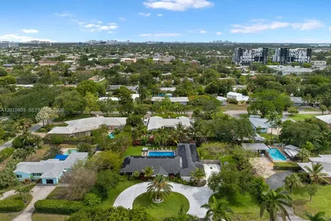 600 NE 4th Street Pompano Beach FL 33060