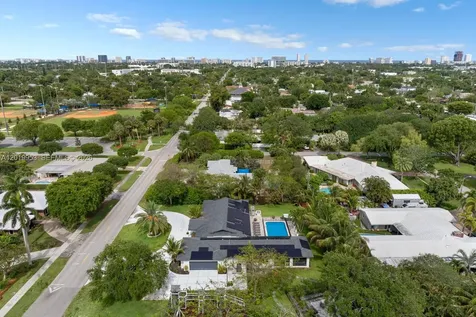 600 NE 4th Street Pompano Beach FL 33060