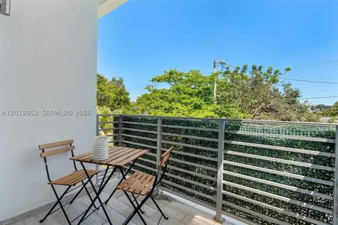 2920 SW 25th Terrace Miami FL 33133